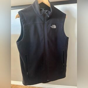The North Face Men's Dark Vest
